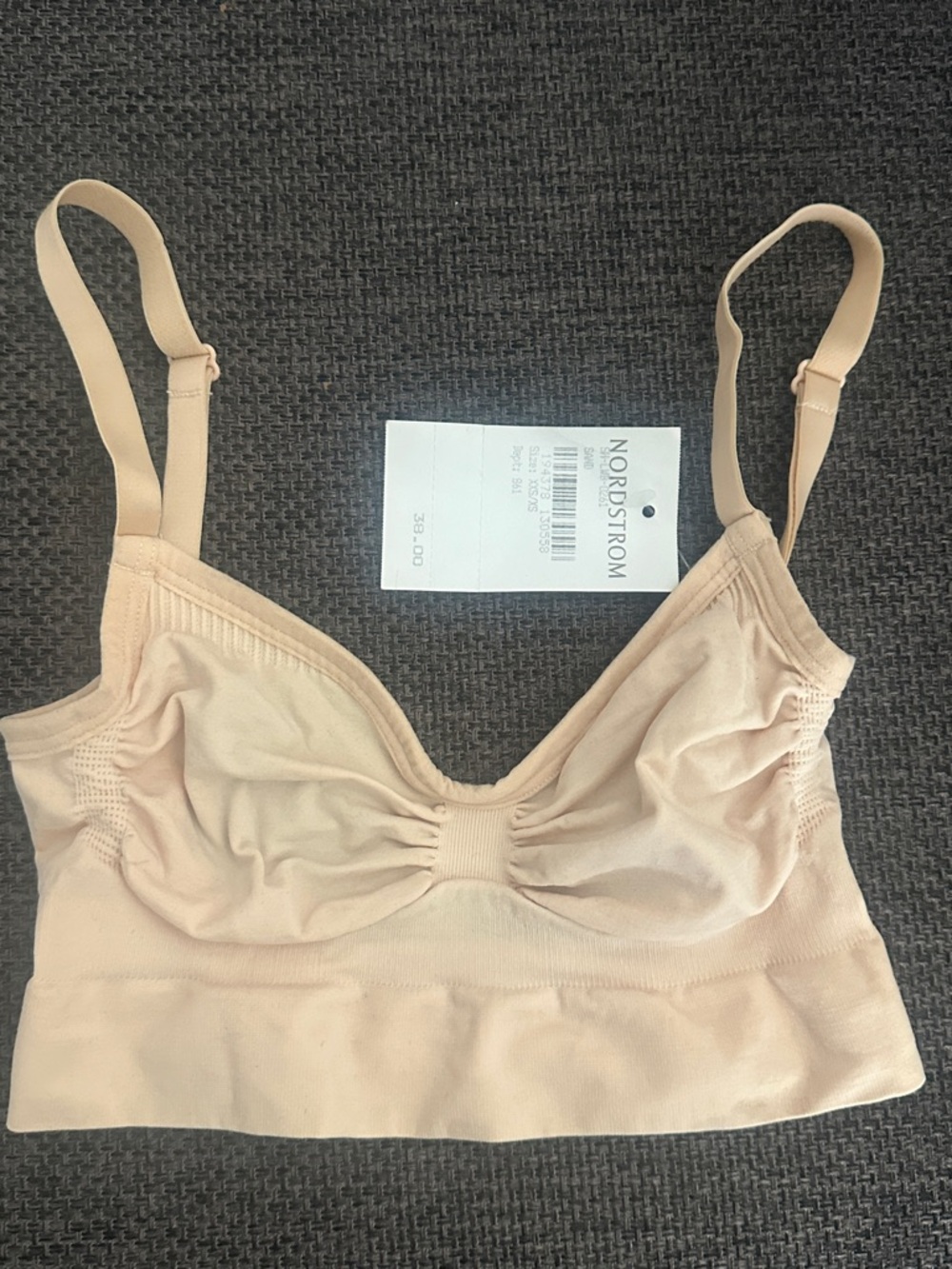 SKIMS Seamless Sculpting Bralette Scoop Front Neckline Pullover in Sand Sz XXS